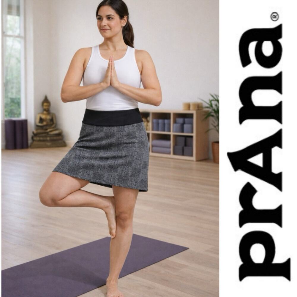 prAna Women's Roma Pull-On Black/Gray Geometric Fold Over Waist Skirt Sz: S